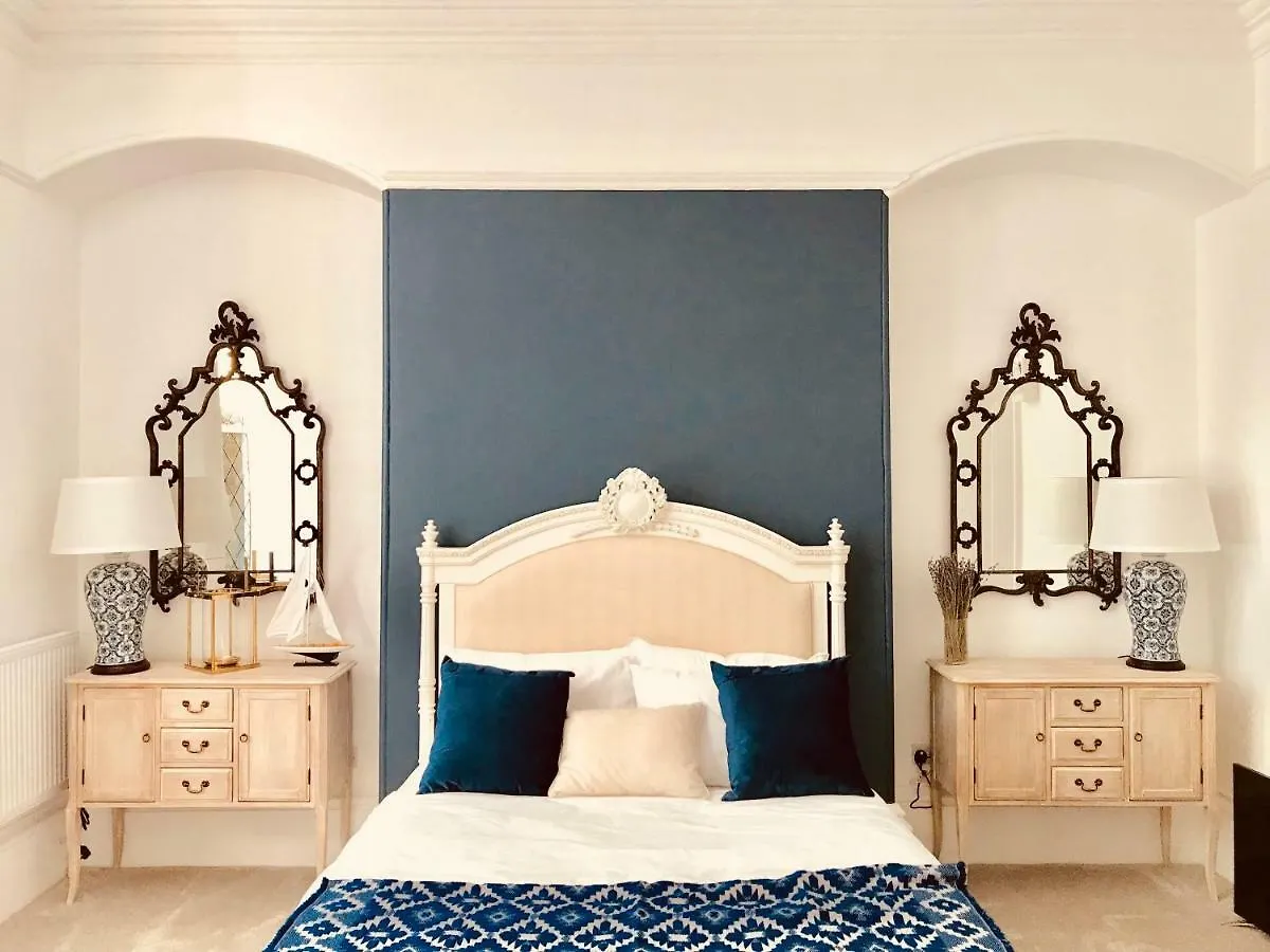 Ranmoor Serviced Apartments - The Courtyard Suite Sheffield